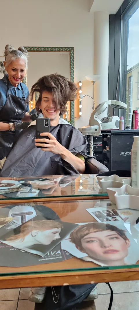 La Scena L'Esprit de coiffure