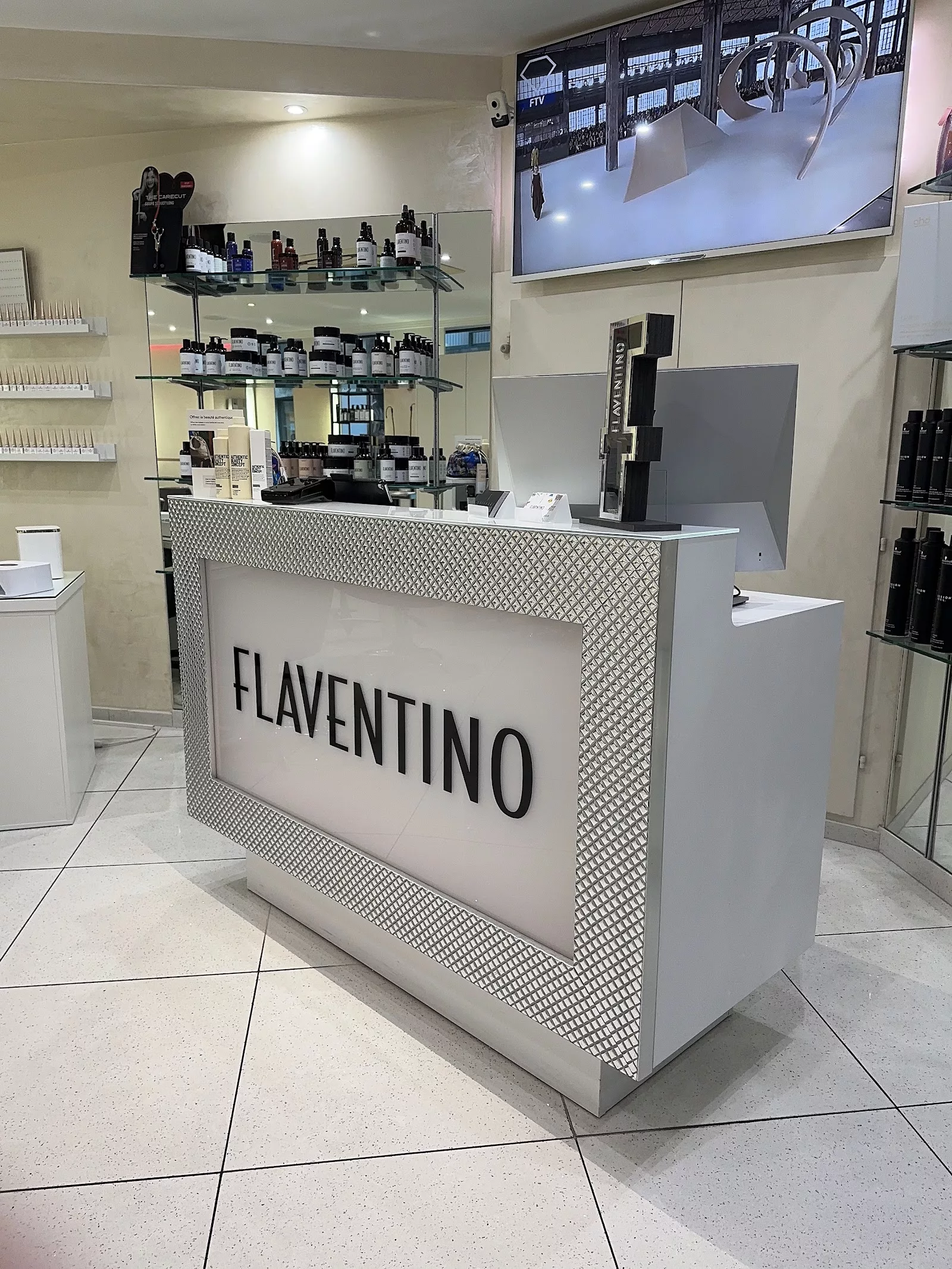 Murielle Hairstylist - By Flaventino