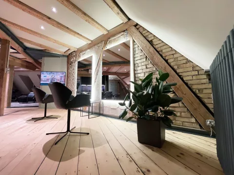 Authentic & Hair Gmbh