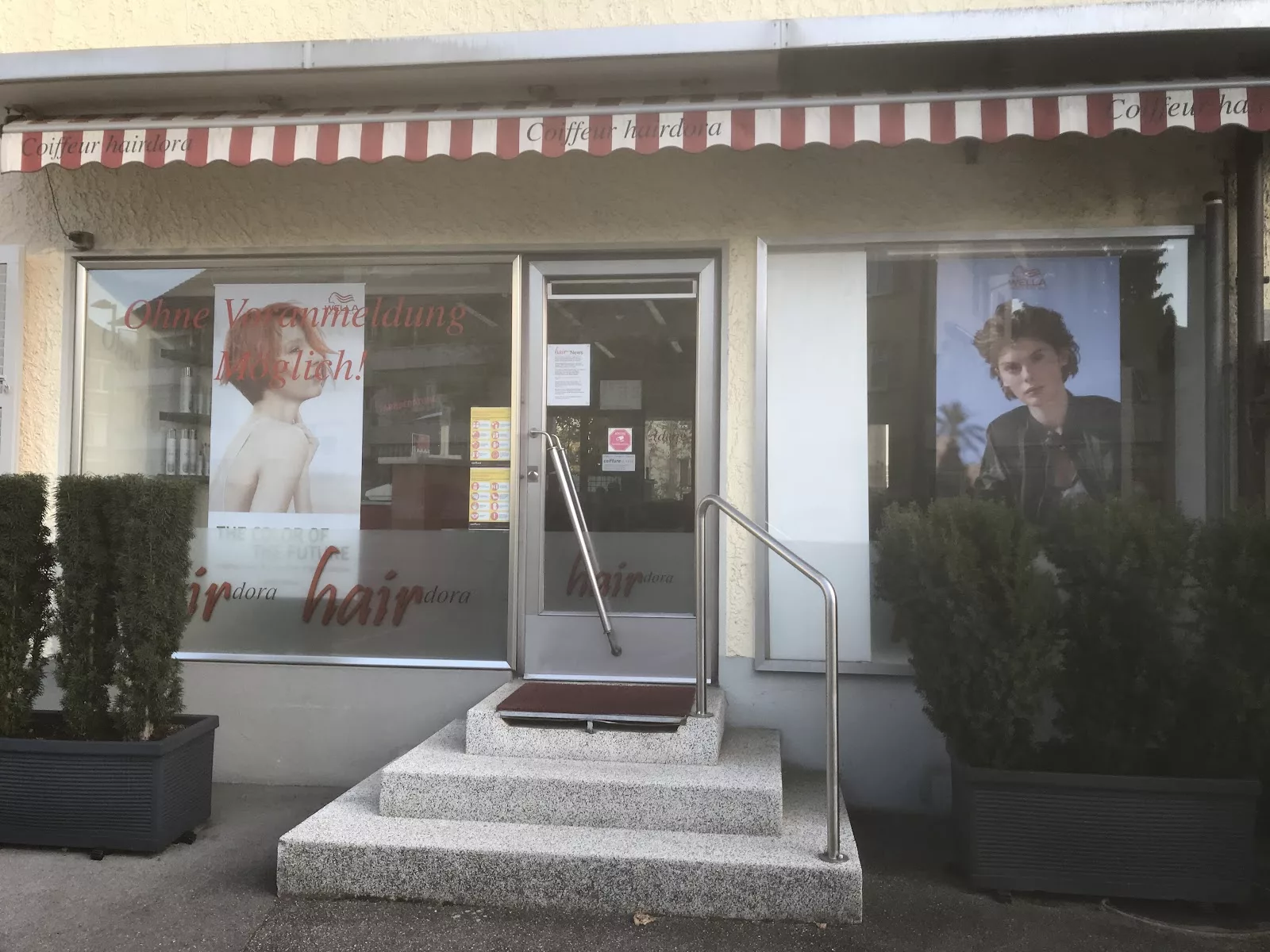 Coiffeur Hairdora