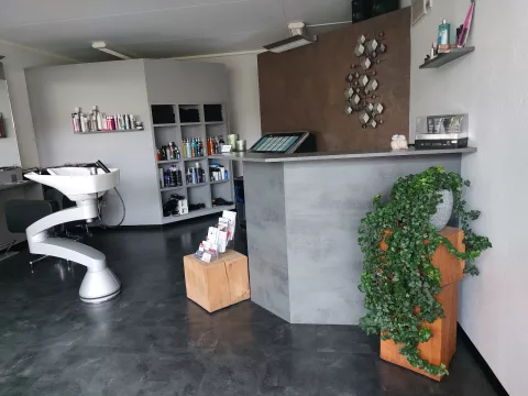 Angi's Hair Shop