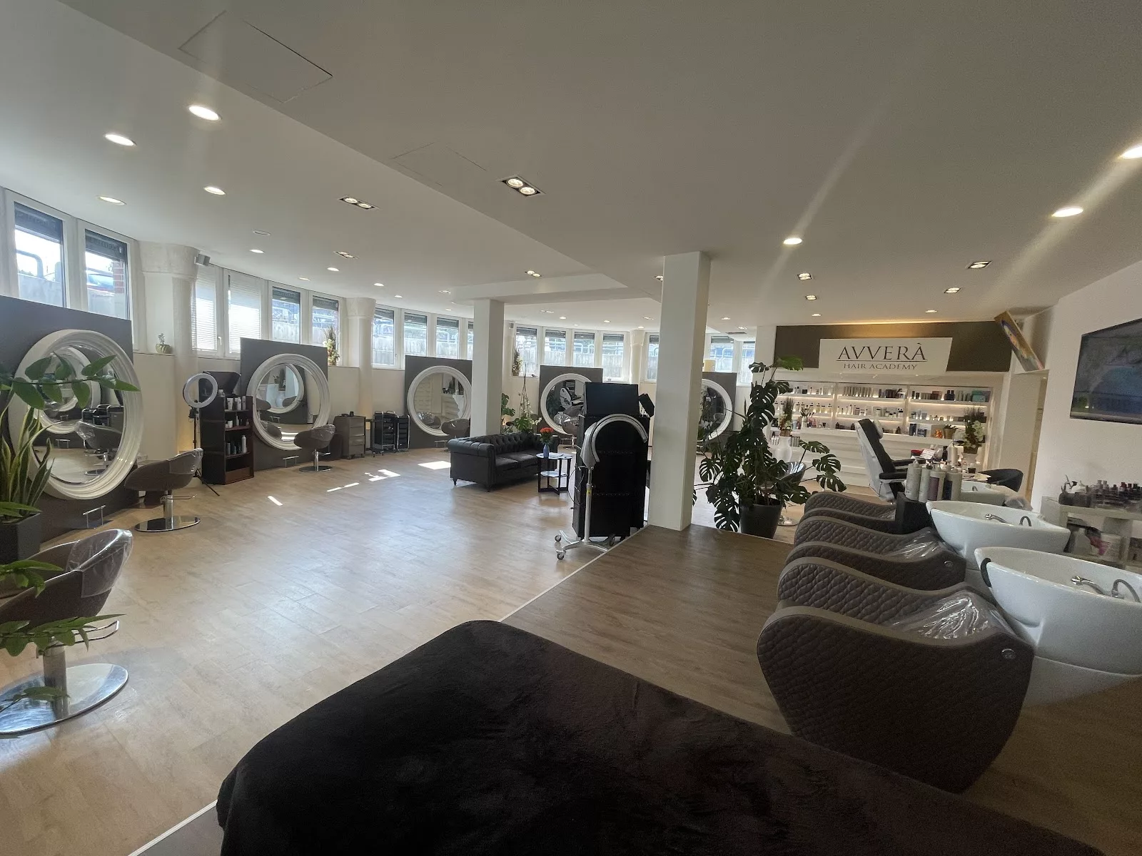 Avvera Hair Academy