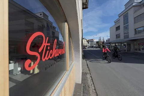Strikcani Spendi