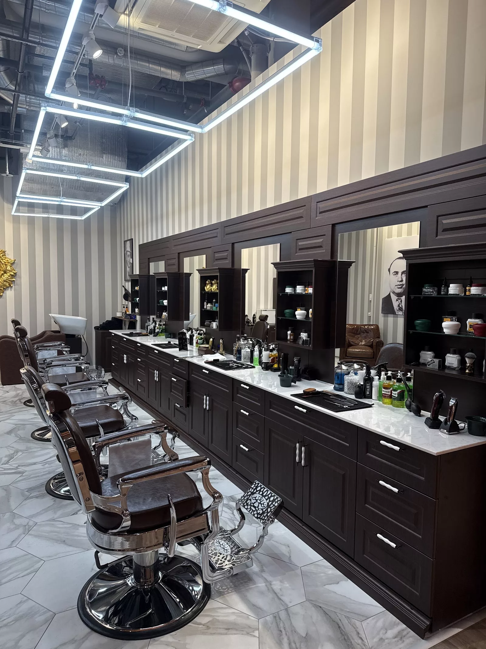 Al Capone Barbershop Shopping Arena St. Gallen