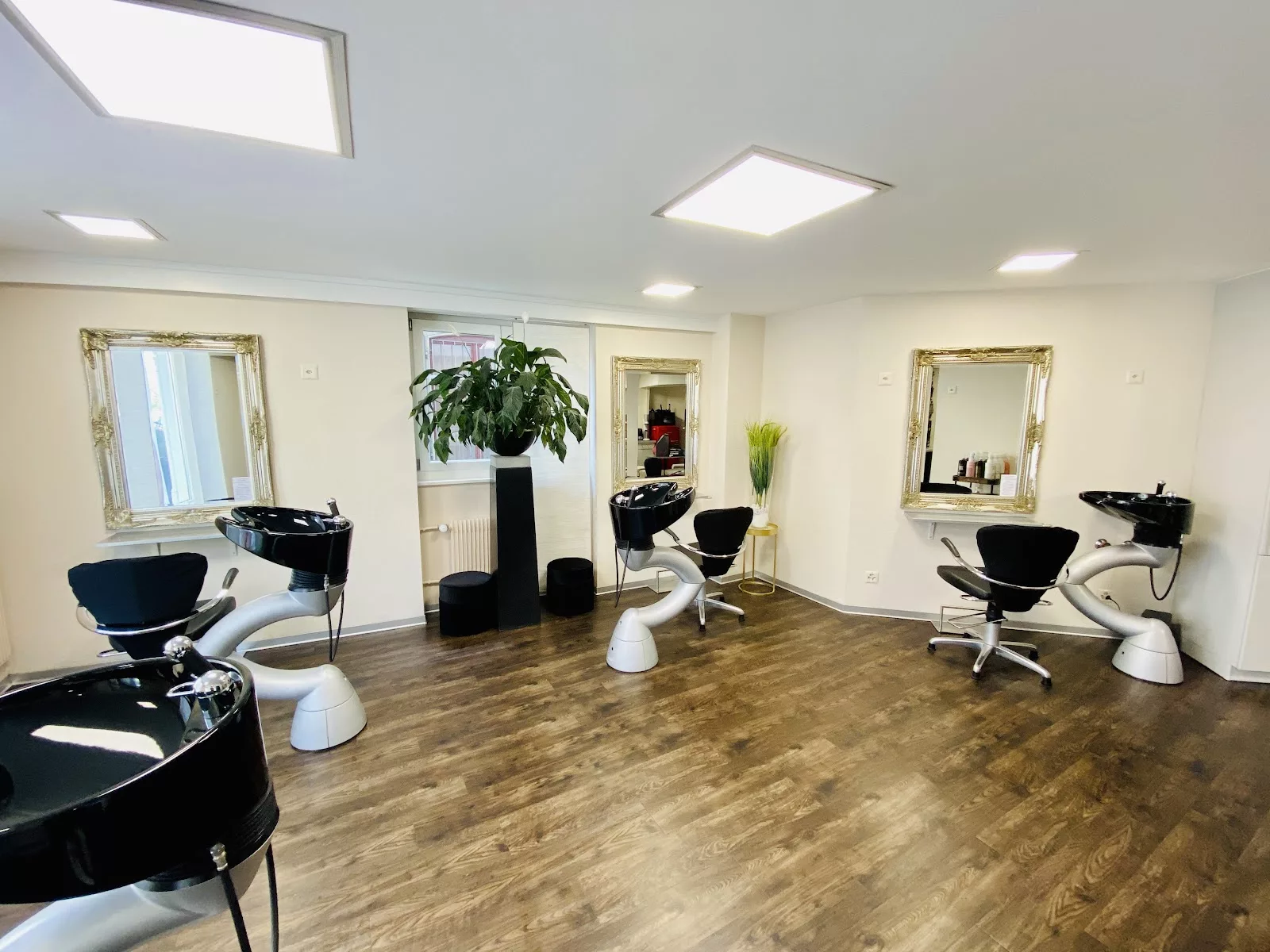 Haar.design Maennedorf Gmbh