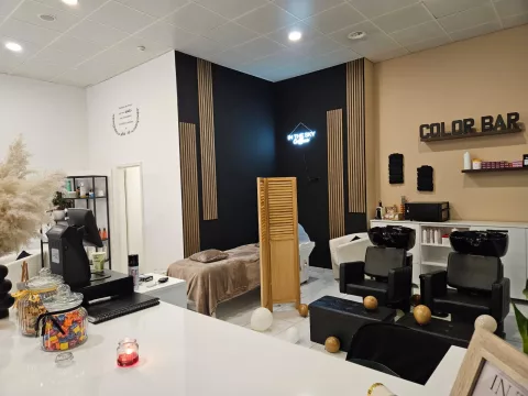 Salon de coiffure IN THE SKY