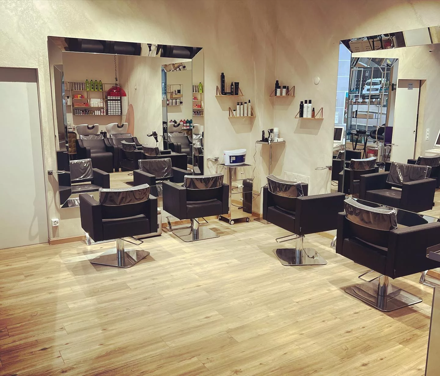 Oynè Salon Lugano