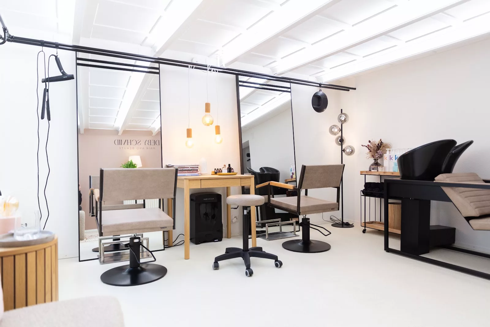 Deby Schmid Hair And Beauty