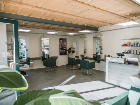 Coiffeur Dorfplatz