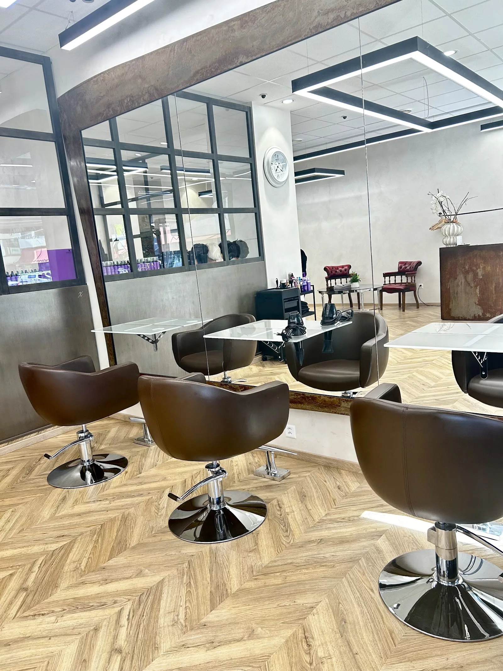 Beauty & Hair Schlieren