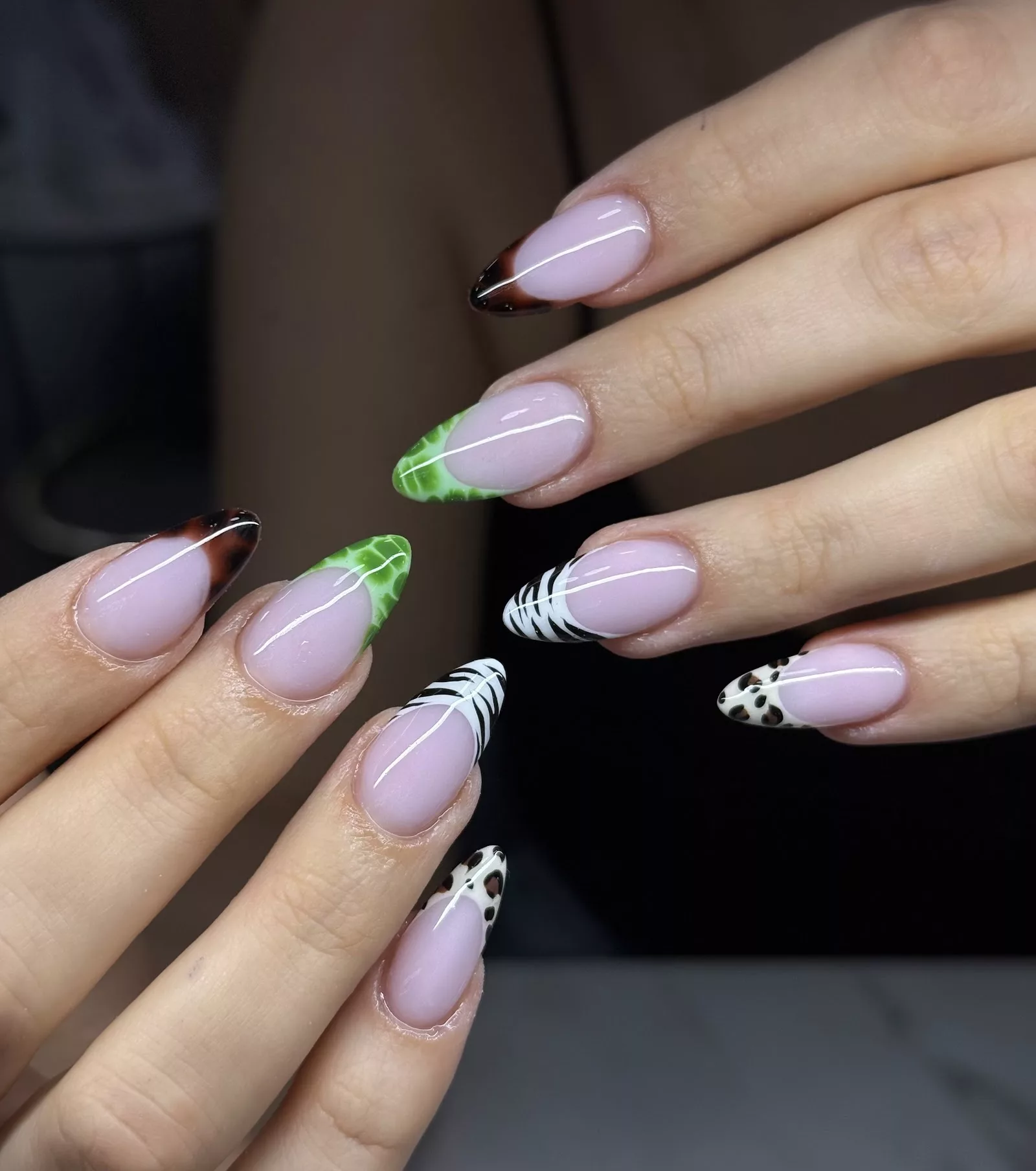 Lume by Moon Nails