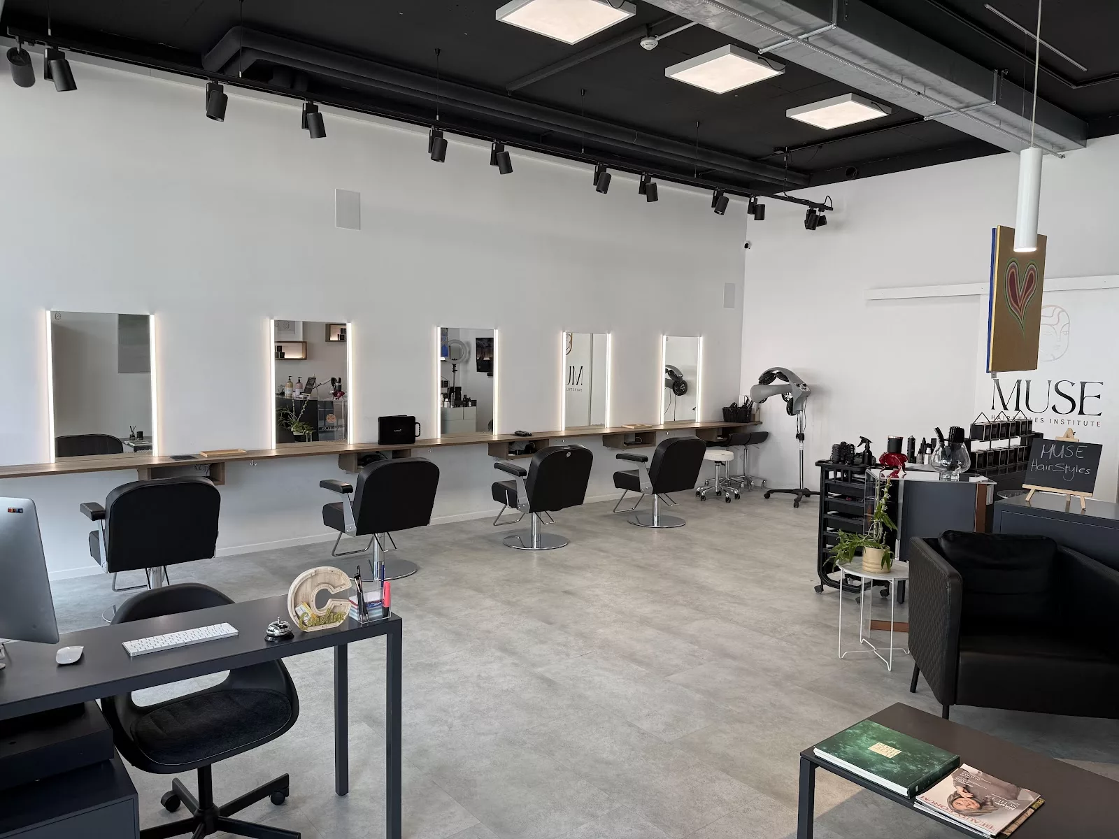 MUSE HairStyles Institute