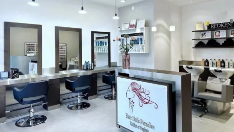 Hair Nails Paradis