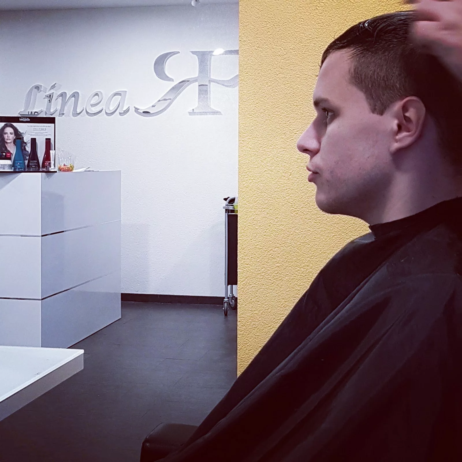Salon Lynn