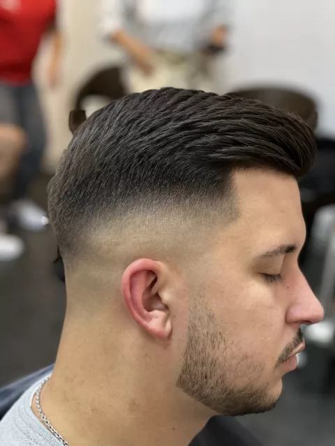 Valletti's Hair & Barbershop KlG