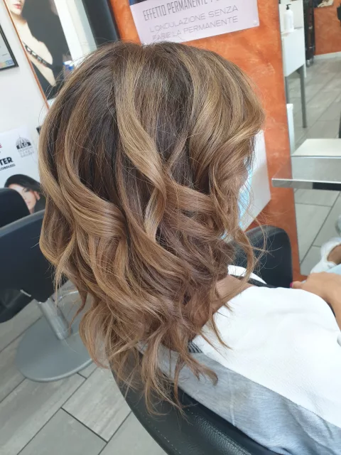 Silvia Hair Chic Sagl