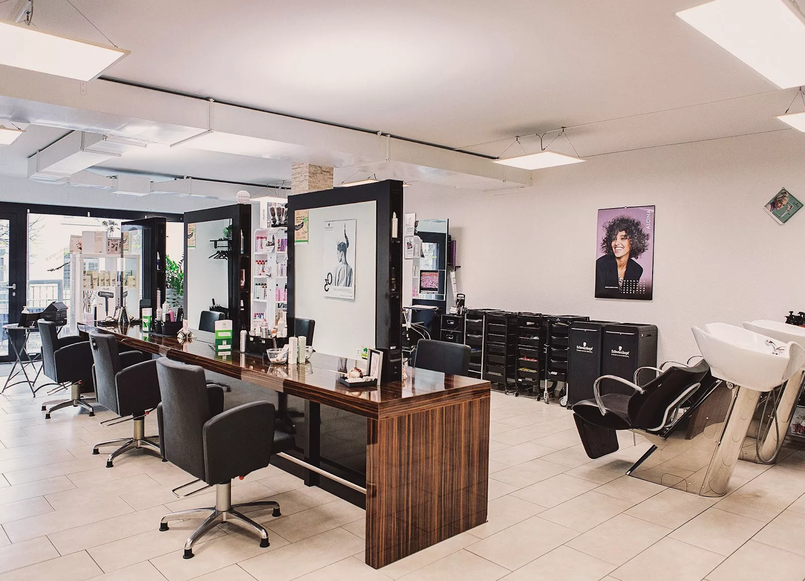 Adesso Hair Design
