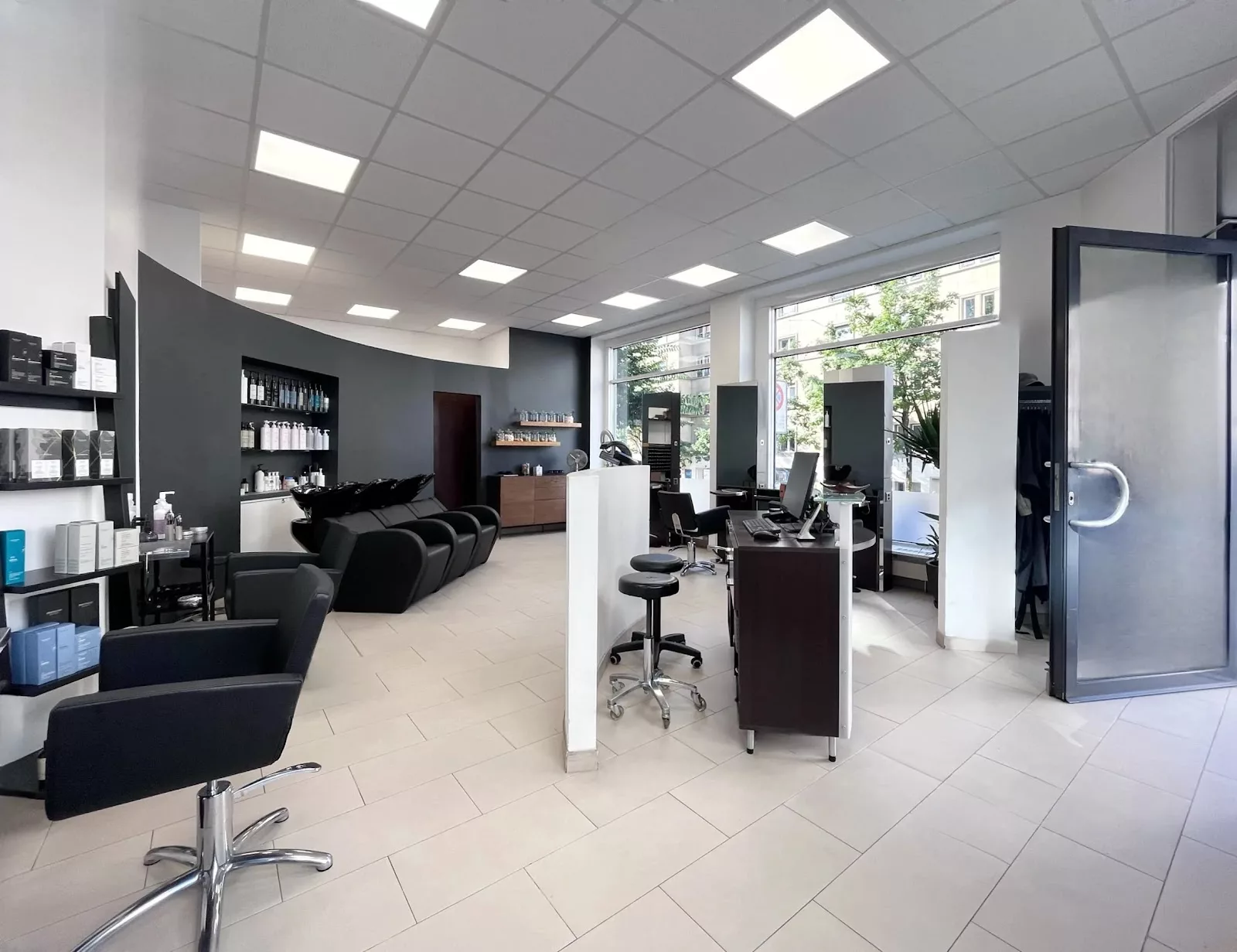 JH Hair Salon SA