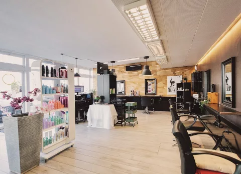 Salihi Coiffeur Zentrum Oetwil