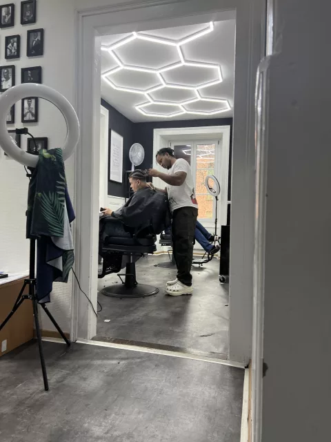 Bogabarber Shop Balegamire