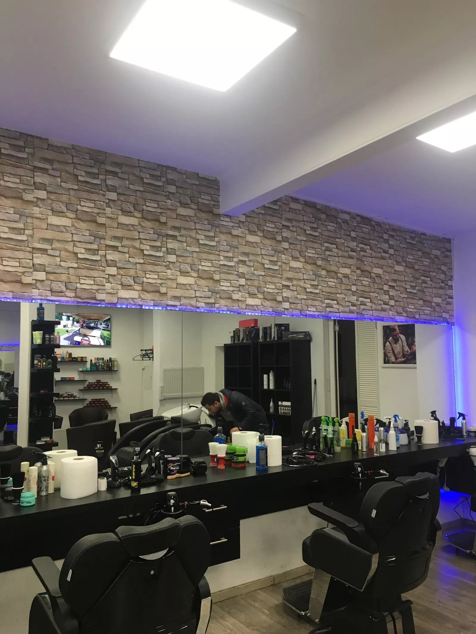 Coiffeur Bremgarten, Rekani